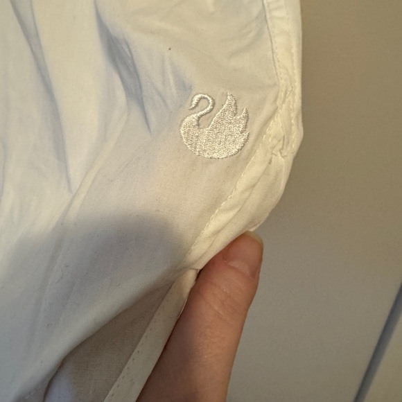 Gloria Vanderbilt Women's Amanda Button Down Shirt. NWT. White. Large - Picture 8 of 11